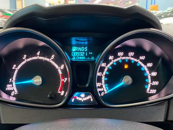 FORD-FIESTA-1.6 TITANIUM HATCH 16V FLEX 4P POWERSHIFT FORD-FIESTA-2017