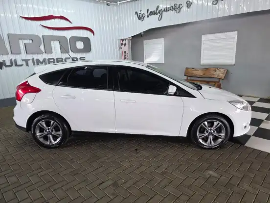 FORD-FOCUS-1.6 S 16V FLEX 4P POWERSHIFT FORD-FOCUS-2014