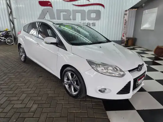 FORD-FOCUS-1.6 S 16V FLEX 4P POWERSHIFT FORD-FOCUS-2014