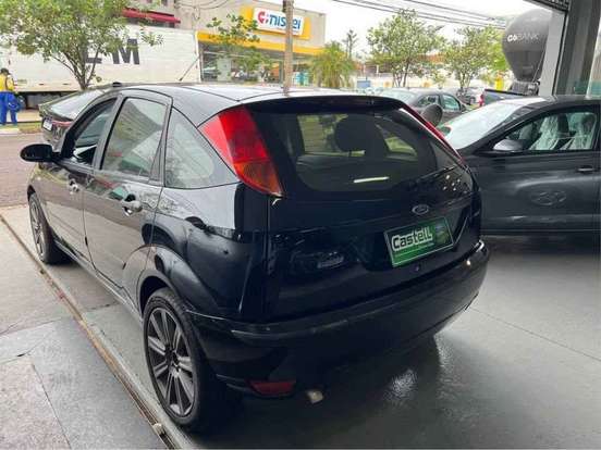 FORD-FOCUS-1.6 GL 8V FLEX 4P MANUAL FORD-FOCUS-2009