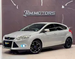 FORD FOCUS 2.0 TITANIUM 16V FLEX 4P POWERSHIFT FORD FOCUS 2.0 TITANIUM 16V FLEX 4P POWERSHIFT
