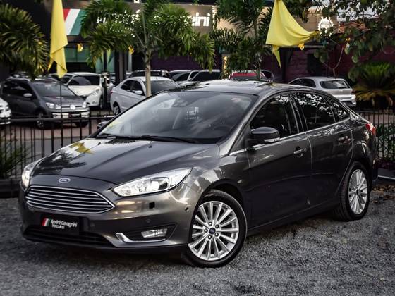FORD FOCUS 2.0 TITANIUM PLUS FASTBACK 16V FLEX 4P POWERSHIFT