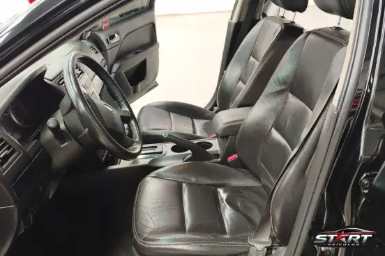 FORD-FUSION-2008