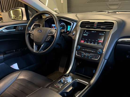 FORD-FUSION-2018