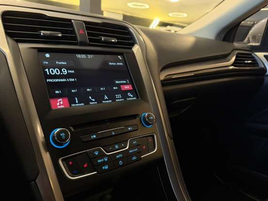 FORD-FUSION-2018