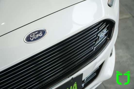 FORD-FUSION-2013