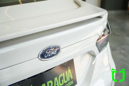 FORD-FUSION-2013