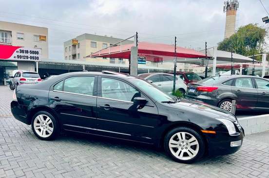 FORD-FUSION-2008