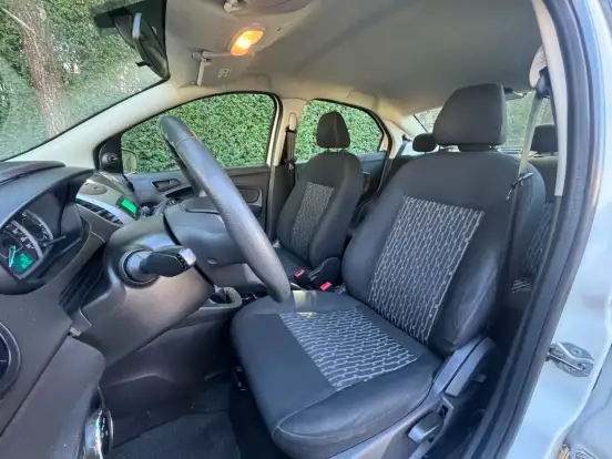 FORD-KA-2020
