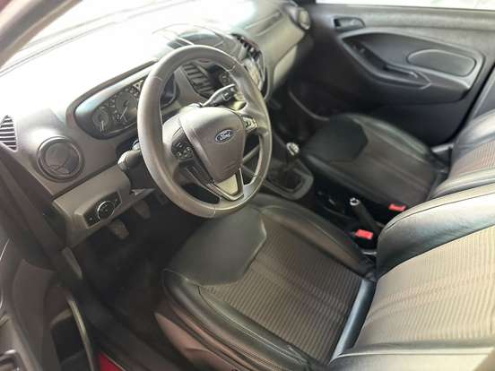 FORD-KA-2015