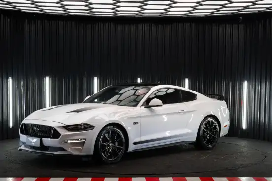 FORD-MUSTANG-2020