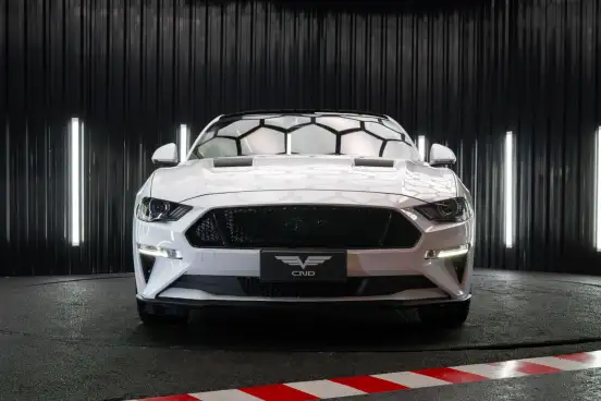 FORD-MUSTANG-2020