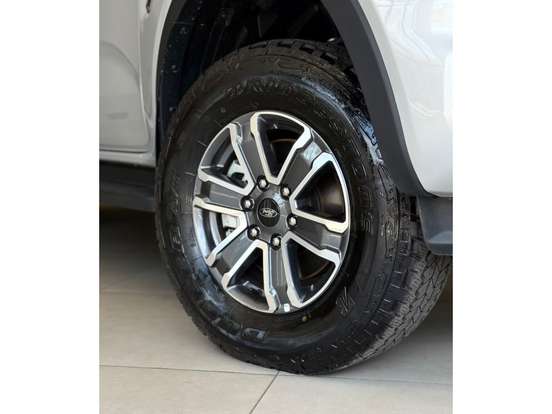 FORD-RANGER-2025