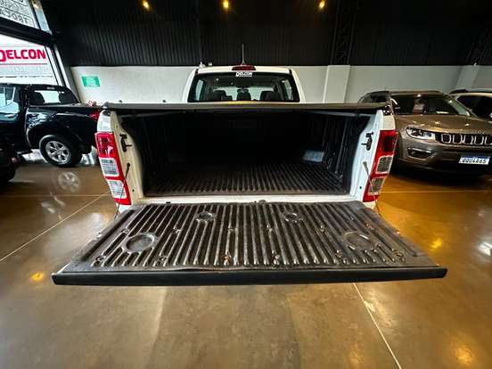 FORD-RANGER-3.2 XLS 4X2 CD 20V DIESEL 4P AUTOMÁTICO FORD-RANGER-2023