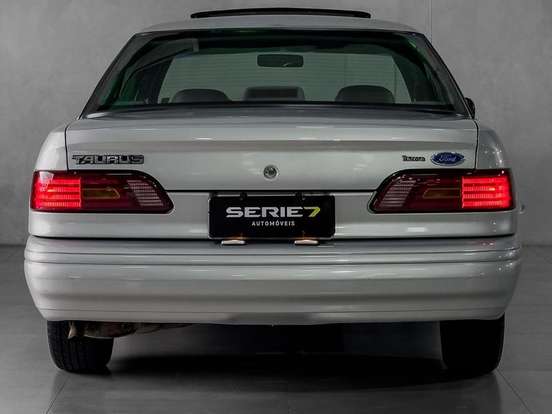 FORD-TAURUS-3.0 LX V6 24V GASOLINA 4P AUTOMÁTICO FORD-TAURUS-1995