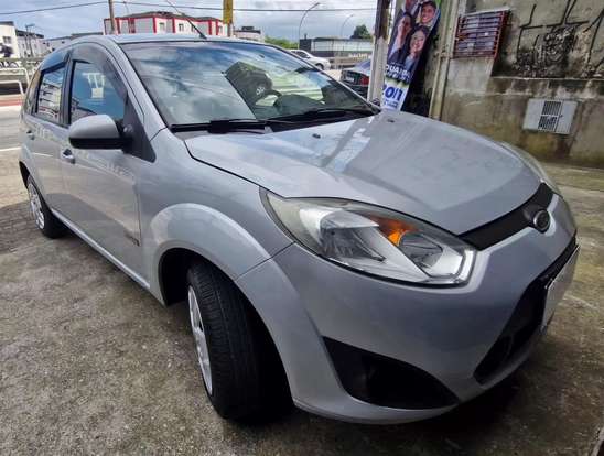 FORD-FIESTA-2012