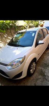 FORD-FIESTA-2012
