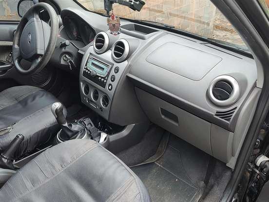FORD-FIESTA-1.6 ROCAM SEDAN 8V FLEX 4P MANUAL FORD-FIESTA-2011