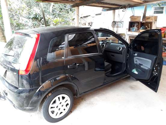 FORD-FIESTA-2012