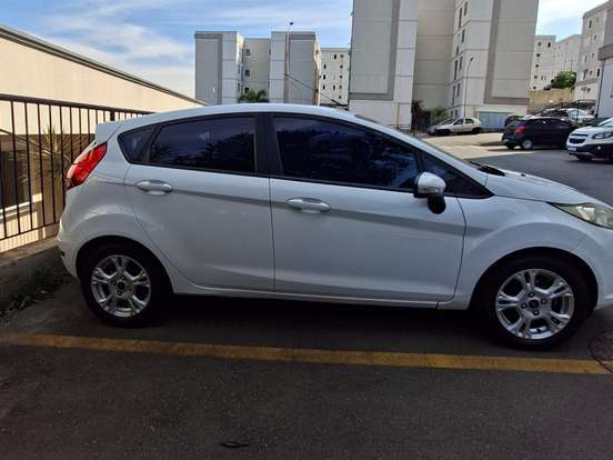 FORD-FIESTA-1.6 SE HATCH 16V FLEX 4P MANUAL FORD-FIESTA-2014