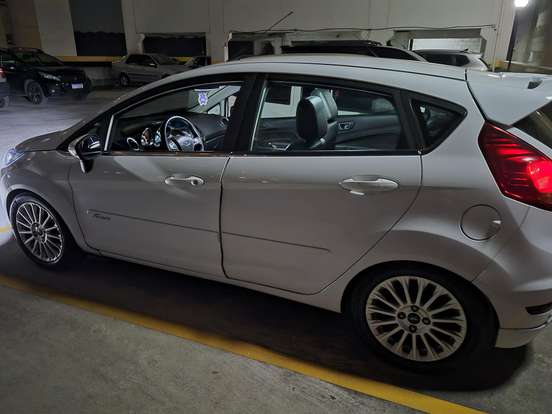 FORD-FIESTA-1.6 TITANIUM HATCH 16V FLEX 4P MANUAL FORD-FIESTA-2013