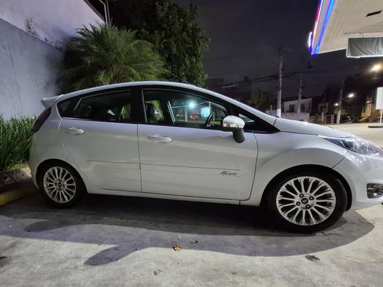 FORD-FIESTA-1.6 TITANIUM HATCH 16V FLEX 4P MANUAL FORD-FIESTA-2013