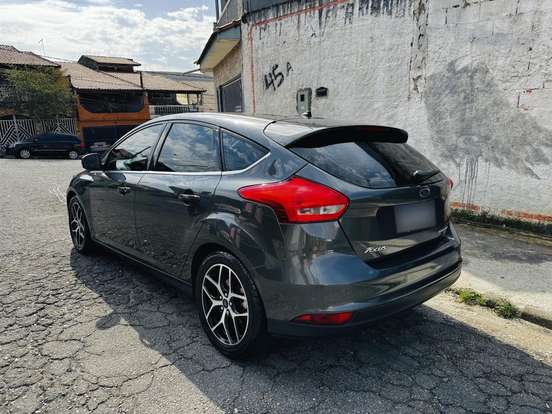 FORD-FOCUS-2016