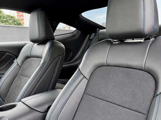 FORD-MUSTANG-5.0 V8 GASOLINA DARK HORSE SELECTSHIFT FORD-MUSTANG-2025