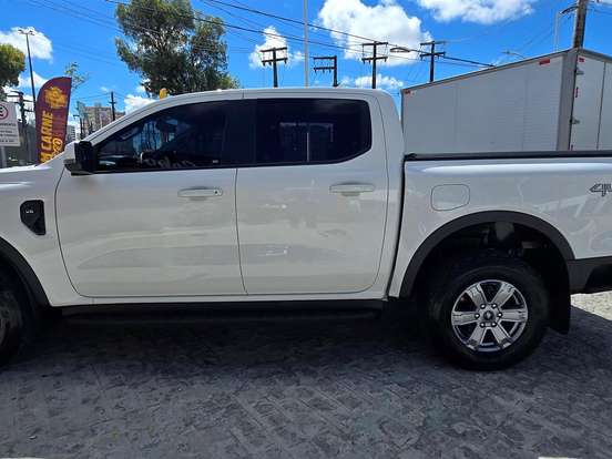 FORD-RANGER-3.0 V6 TURBO DIESEL CD XLS 4X4 AUTOMÁTICO FORD-RANGER-2023