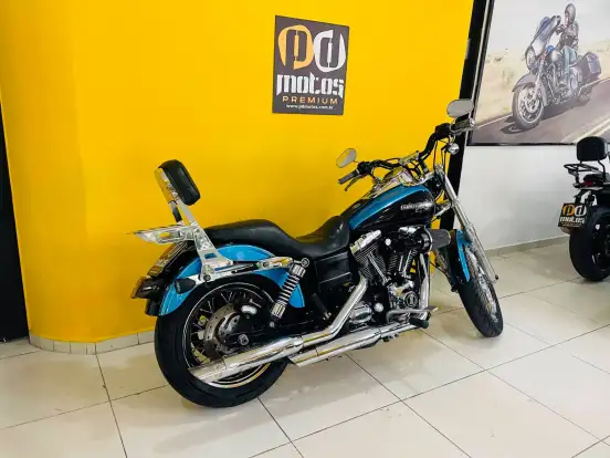HARLEY-DAVIDSON-DYNA SUPER GLIDE CUSTOM HARLEY-DAVIDSON-DYNA SUPER GLIDE CUSTOM-2011