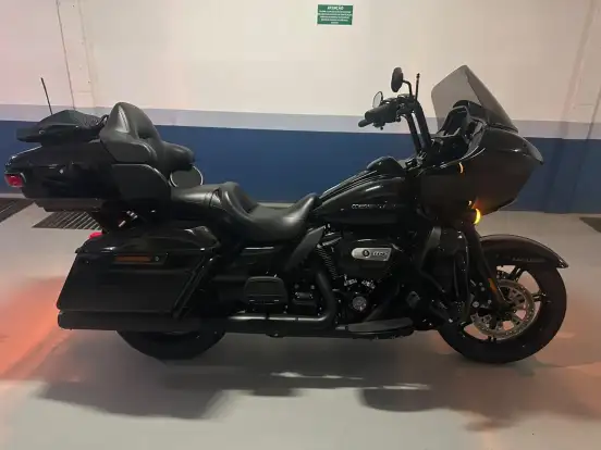 HARLEY-DAVIDSON-ROAD GLIDE LIMITED-2022