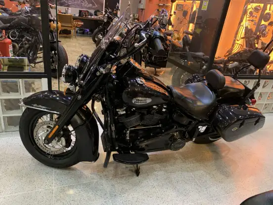HARLEY-DAVIDSON-SOFTAIL HERITAGE CLASSIC 114-2021