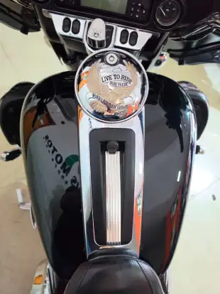 HARLEY-DAVIDSON-ULTRA ELECTRA GLIDE CLASSIC-2010