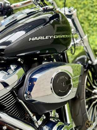 HARLEY-DAVIDSON-SOFTAIL BREAKOUT-2025