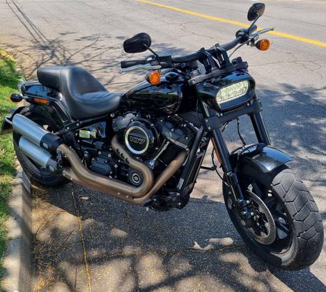 HARLEY-DAVIDSON SOFTAIL FAT BOB 107 