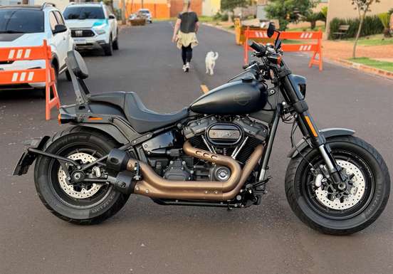 HARLEY-DAVIDSON-SOFTAIL FAT BOB 114-2018