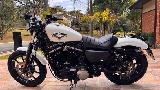 HARLEY-DAVIDSON-SPORTSTER XL 883N IRON-2018