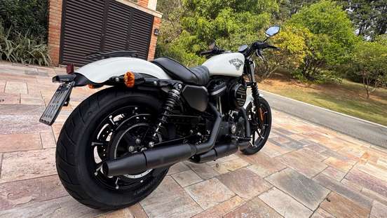 HARLEY-DAVIDSON-SPORTSTER XL 883N IRON-2018