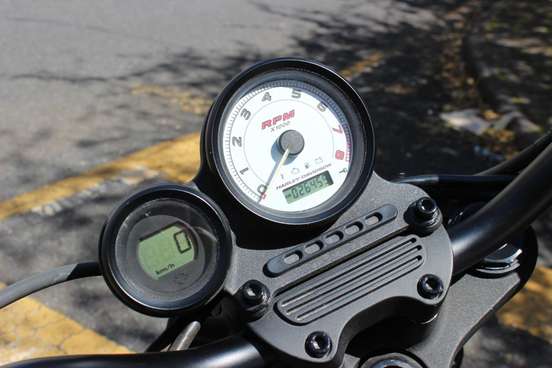 HARLEY-DAVIDSON-SPORTSTER XR 1200X-2012