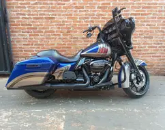 HARLEY-DAVIDSON STREET GLIDE SPECIAL HARLEY-DAVIDSON STREET GLIDE SPECIAL