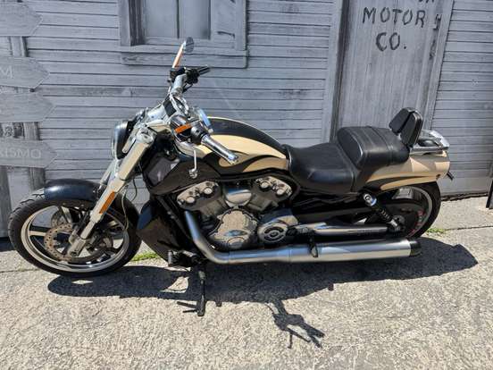 HARLEY-DAVIDSON-V-ROD MUSCLE HARLEY-DAVIDSON-V-ROD MUSCLE-2015