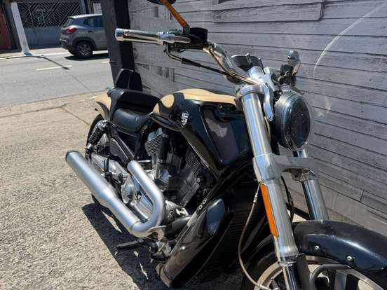 HARLEY-DAVIDSON-V-ROD MUSCLE HARLEY-DAVIDSON-V-ROD MUSCLE-2015