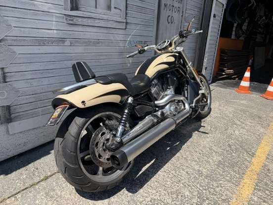 HARLEY-DAVIDSON-V-ROD MUSCLE HARLEY-DAVIDSON-V-ROD MUSCLE-2015