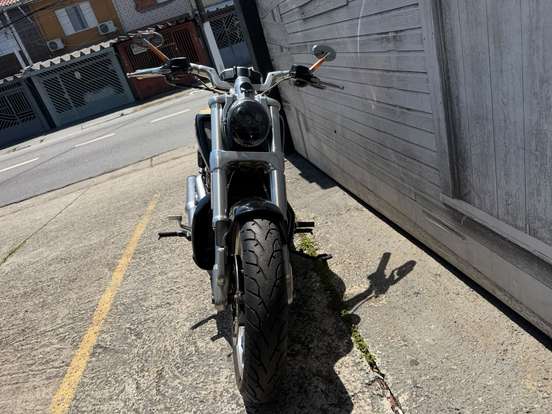 HARLEY-DAVIDSON-V-ROD MUSCLE-2015