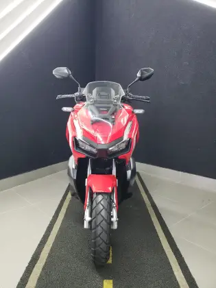 HONDA ADV 