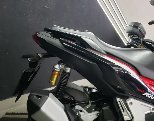 HONDA-ADV-2022