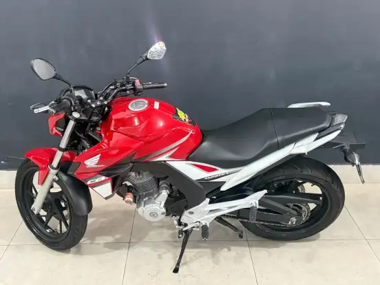 HONDA-CB TWISTER-2017