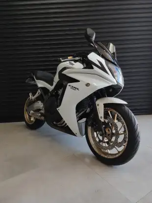 HONDA-CBR 650F-2014