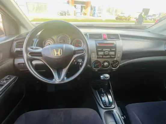 HONDA-CITY-1.5 DX 16V FLEX 4P AUTOMÁTICO HONDA-CITY-2013