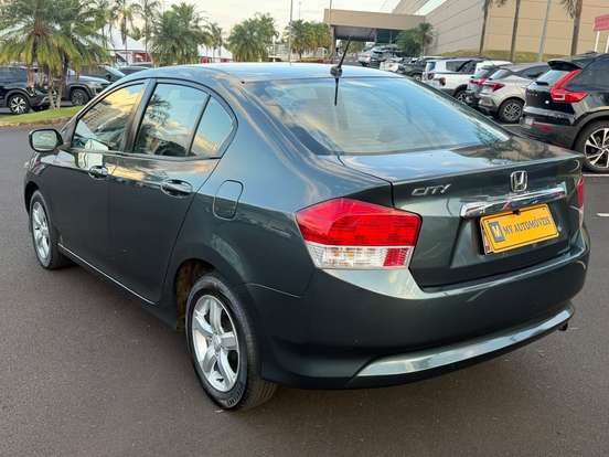 HONDA-CITY-1.5 DX 16V FLEX 4P AUTOMÁTICO HONDA-CITY-2010